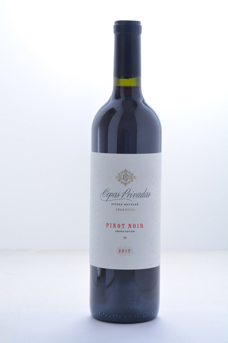 Cepas Privadas Pinot Noir 2017 - 750 ML - Wine on Sale